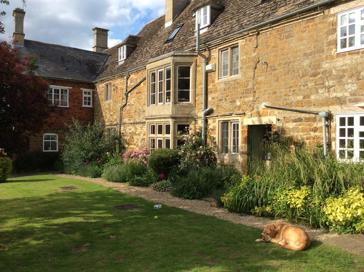 Castle Farm House B&B Corby Exterior photo